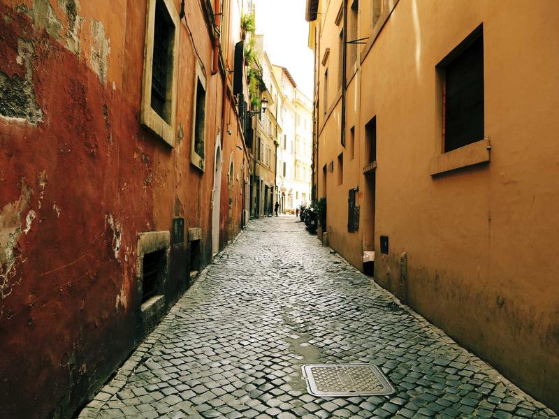 Condomínio ou rua? A debate que define o estilo de vida